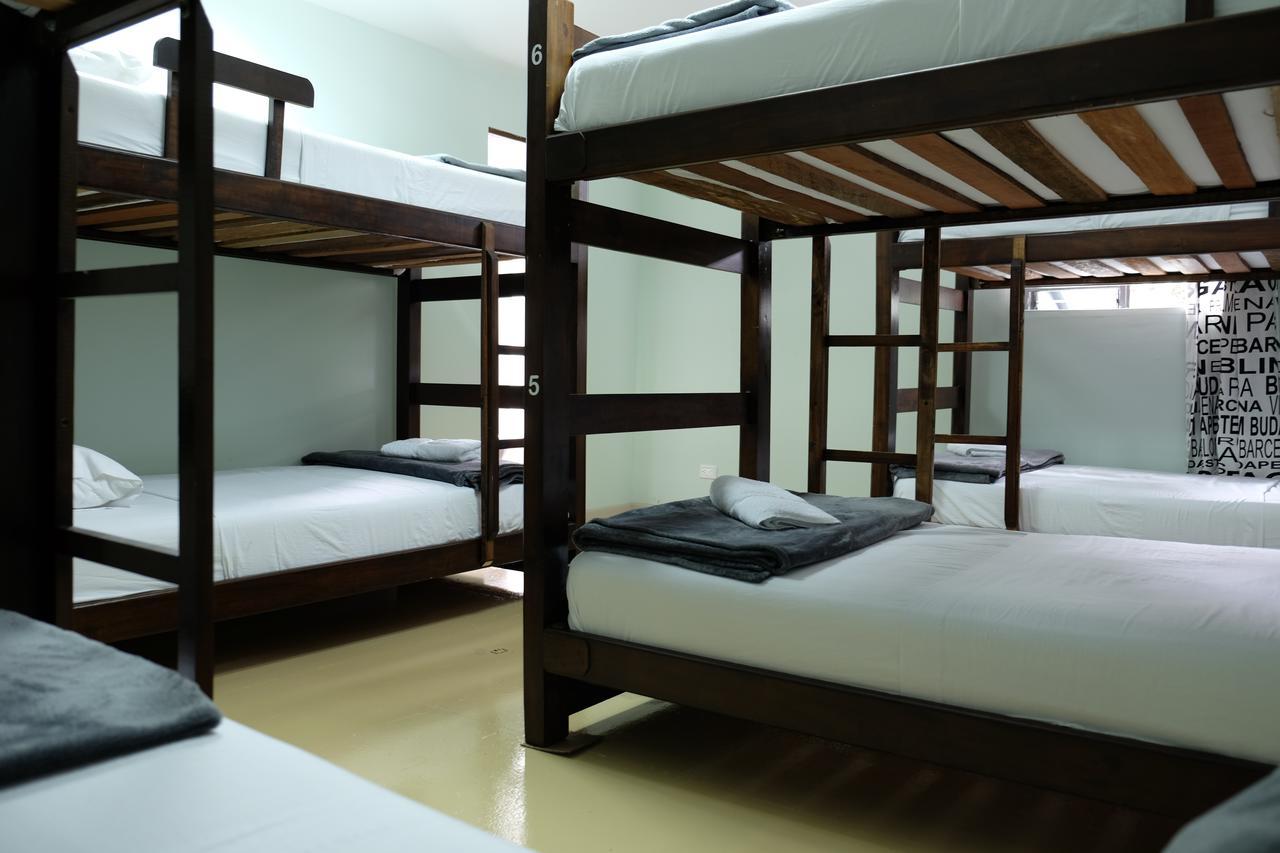 Ivy Hostel *
